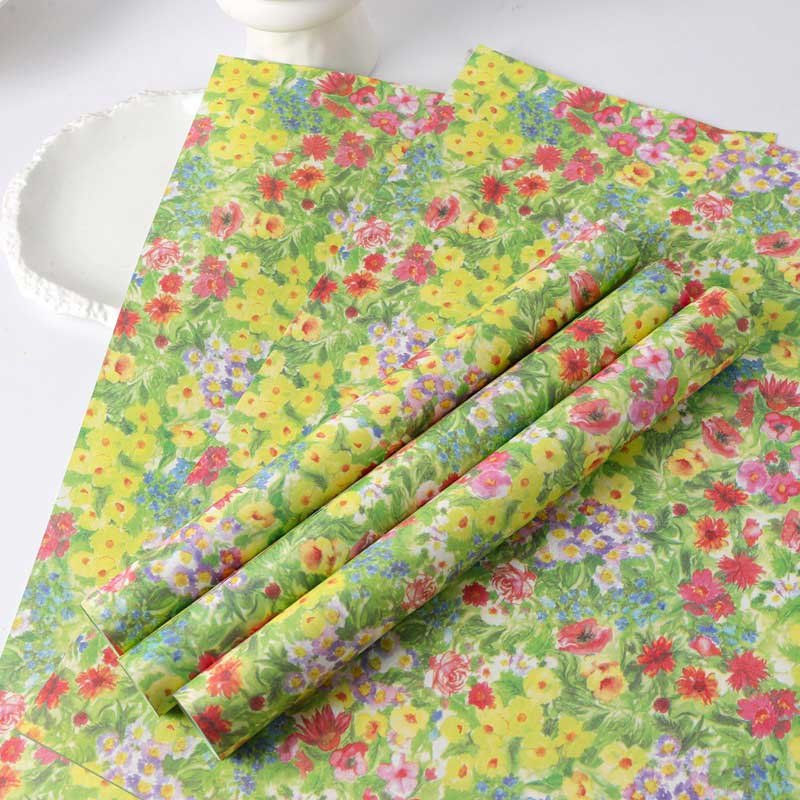 Flower wrapping paper roll - Image 2