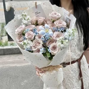 Wrapping paper flowers